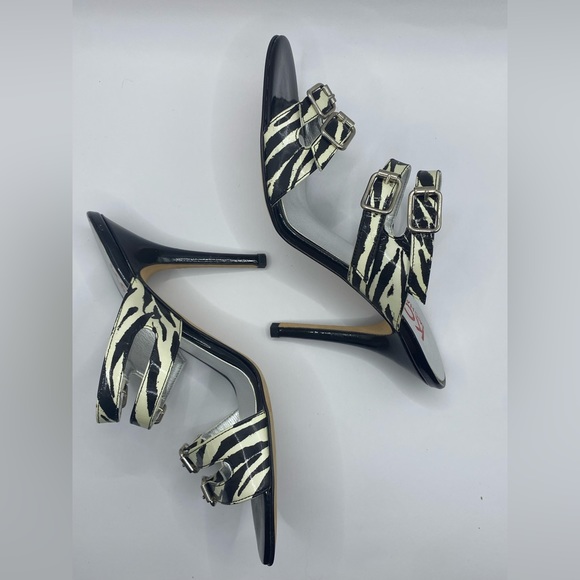 NIB KORS Michael Kors League Zebra Print Patent Leather Sandal Size 6.5 - Picture 2 of 6